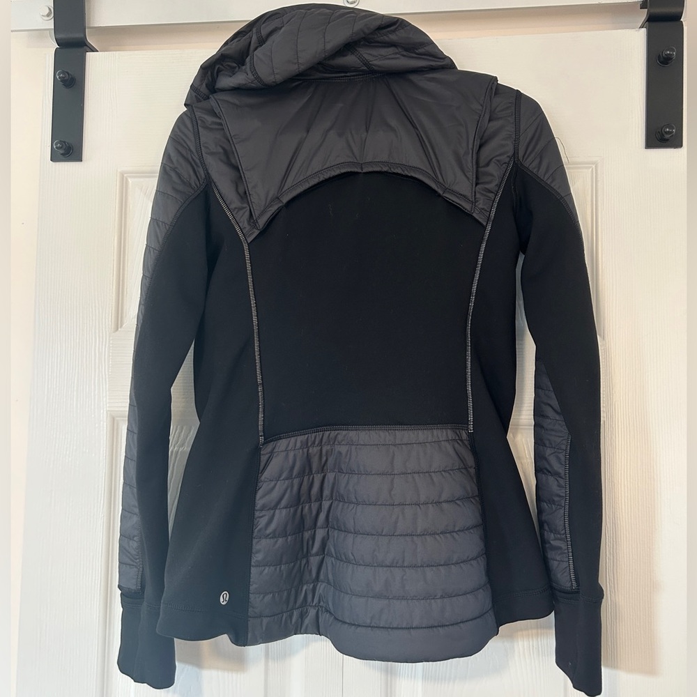 Lululemon First Mile Jacket - Picture 11 of 15
